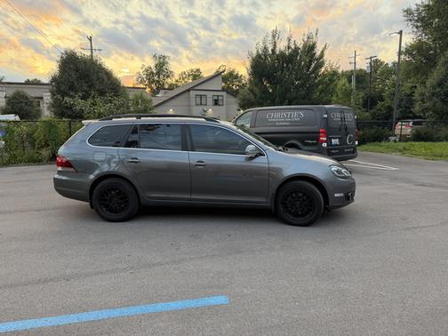 Gray 2013 Volkswagen Jetta SportWagen TDI