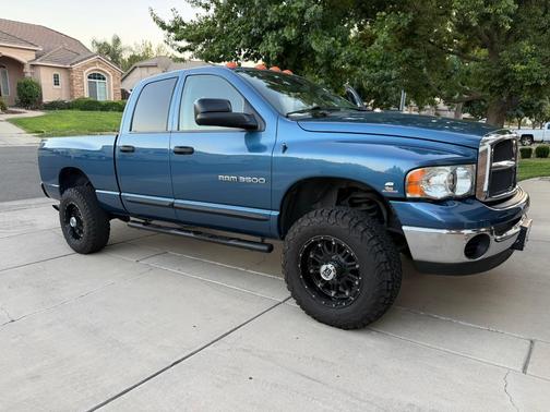 Blue 2005 Dodge Ram 3500 Laramie Quad Cab