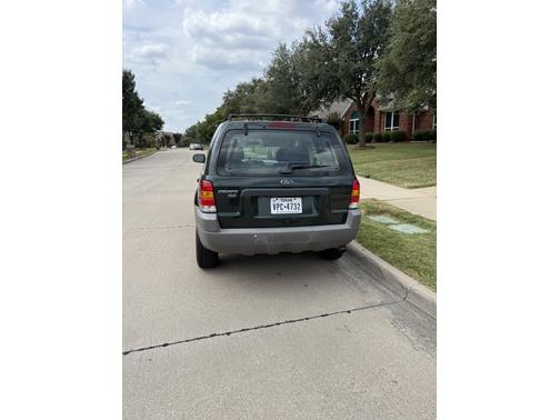2002 Ford Escape XLS