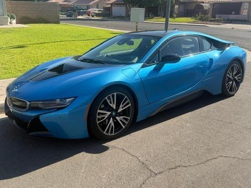 Blue 2016 BMW i8 Base