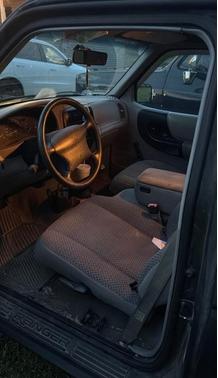 Black 1998 Ford Ranger XLT