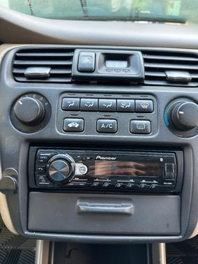 Beige 1998 Honda Accord LX