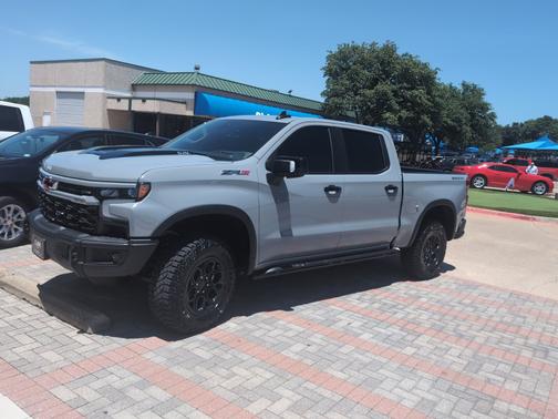 2024 Chevrolet Silverado 1500 ZR2