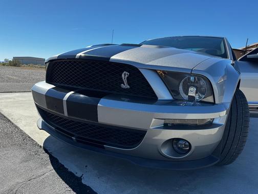 Gray 2008 Ford Mustang Shelby GT500