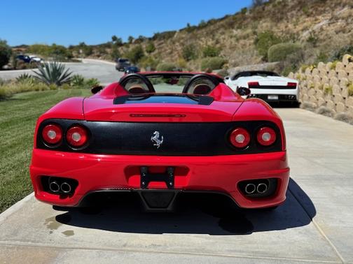 2004 Ferrari 360 Spider Base