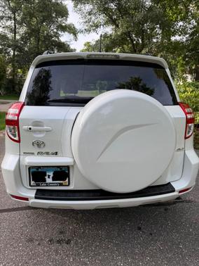 White 2009 Toyota RAV4 Limited