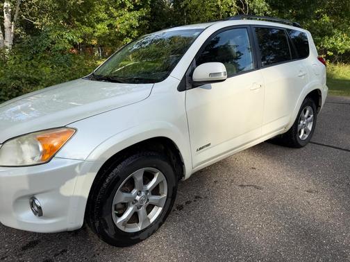 White 2009 Toyota RAV4 Limited