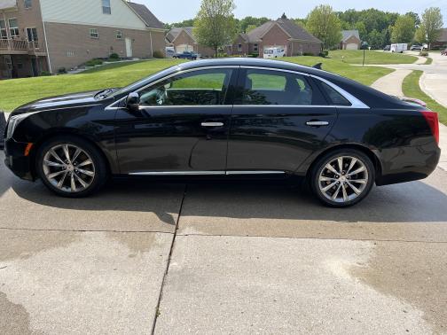 2013 Cadillac XTS Luxury