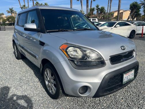 2013 Kia Soul +