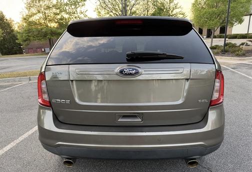 Green 2013 Ford Edge SEL