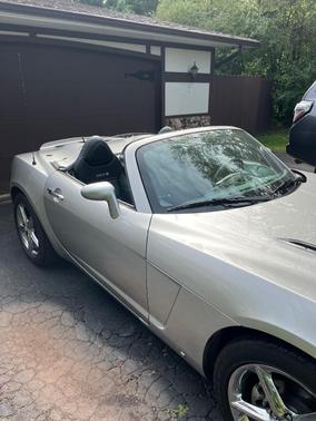 Silver 2008 Saturn Sky Red Line