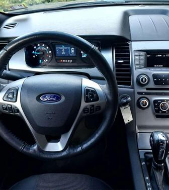 Gray 2018 Ford Taurus SEL