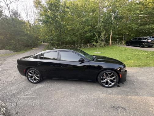 2015 Dodge Charger SXT