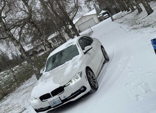 White 2017 BMW 330 i xDrive