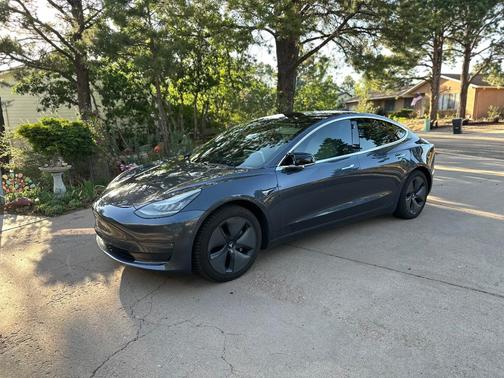 Gray 2020 Tesla Model 3 Long Range