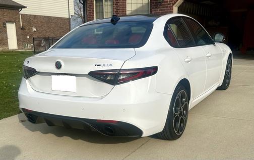 2024 Alfa Romeo Giulia Veloce