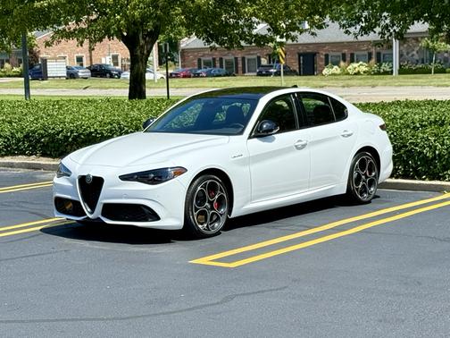 2024 Alfa Romeo Giulia Veloce