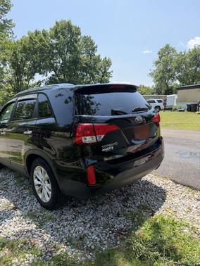 Black 2015 Kia Sorento EX
