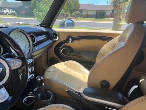 2010 MINI Cooper Base