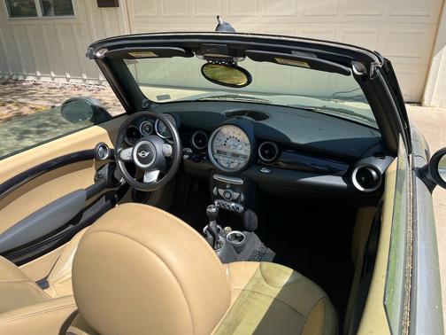 2010 MINI Cooper Base