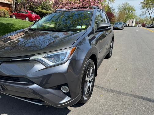 Gray 2018 Toyota RAV4 XLE