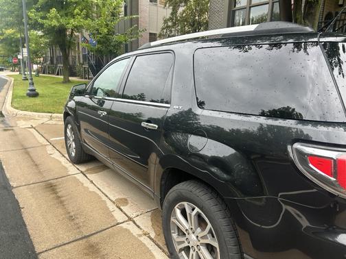 2013 GMC Acadia SLT-1