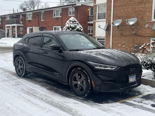 2022 Ford Mustang Mach-E Select