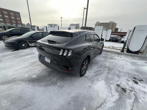 2022 Ford Mustang Mach-E Select
