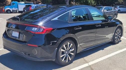 Black 2022 Honda Civic EX-L