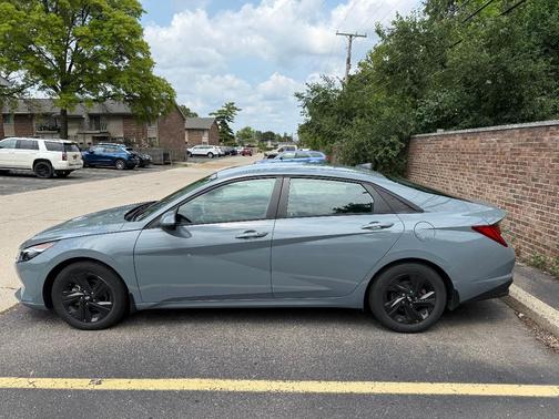 Gray 2022 Hyundai ELANTRA HEV Blue