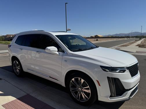 2021 Cadillac XT6 Premium Luxury FWD