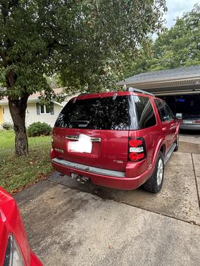 Red 2007 Ford Explorer XLT