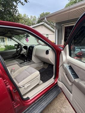 Red 2007 Ford Explorer XLT