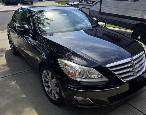 Black 2009 Hyundai Genesis 3.8