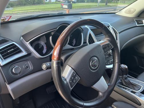 2011 Cadillac SRX Luxury Collection