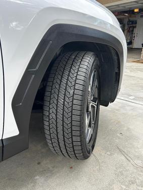 White 2022 Hyundai TUCSON Limited