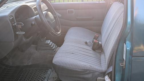 1996 Nissan Pickup Truck Base