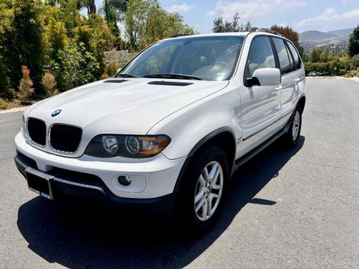2005 BMW X5 3.0i