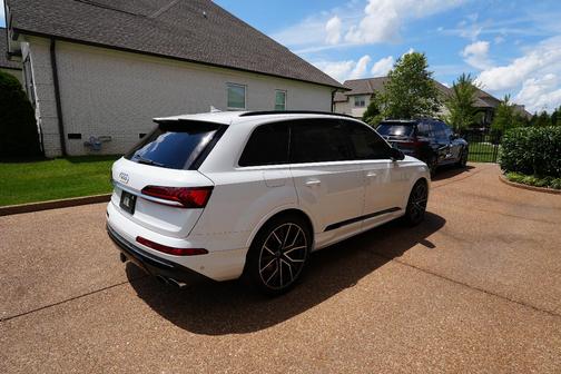 White 2020 Audi SQ7 4.0T Prestige