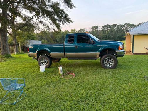 Blue 2000 Ford F-250 Lariat SuperCab Super Duty