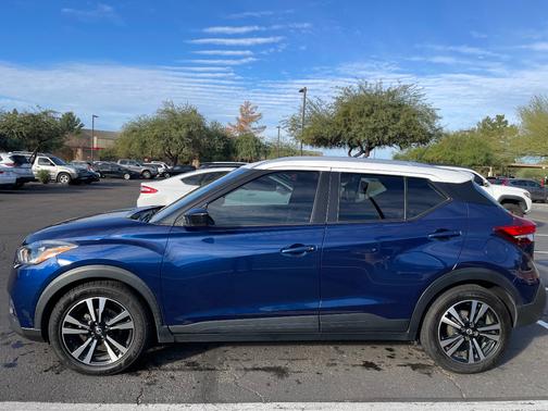 2020 Nissan Kicks SV