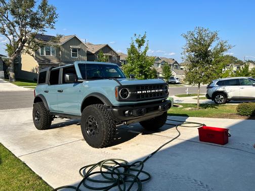 2022 Ford Bronco Black Diamond