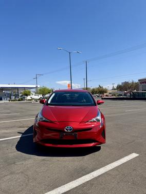 Red 2016 Toyota Prius Two