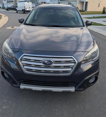 Gray 2017 Subaru Outback 2.5i Limited