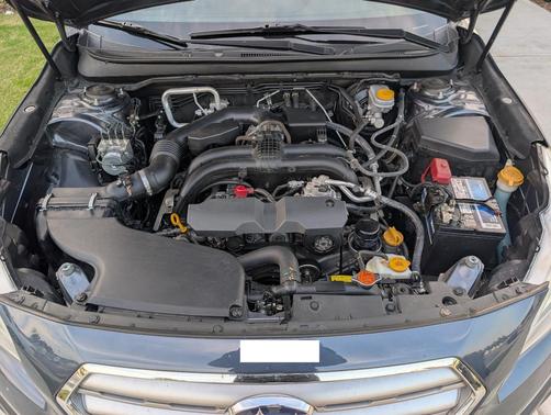 Gray 2017 Subaru Outback 2.5i Limited
