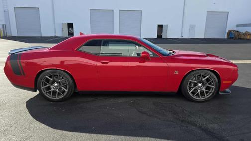 2016 Dodge Challenger R/T Scat Pack