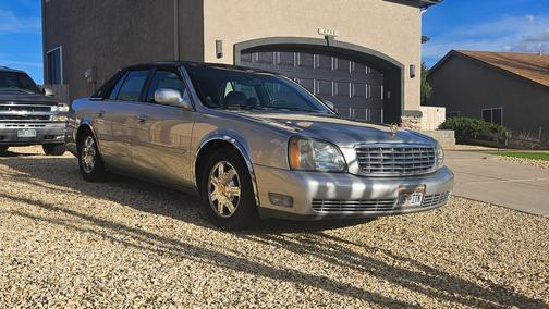 Silver 2005 Cadillac DeVille Base