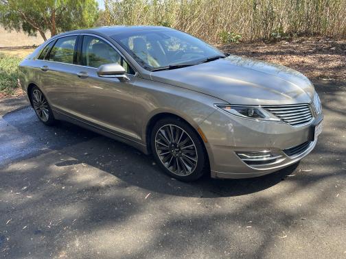 2015 Lincoln MKZ Base