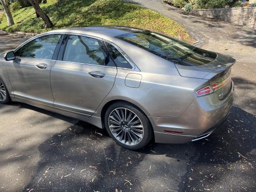 2015 Lincoln MKZ Base