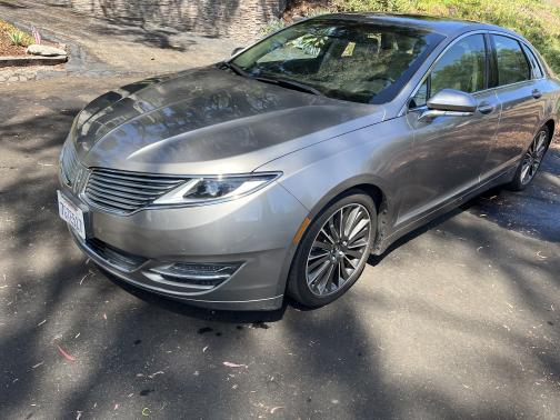 2015 Lincoln MKZ Base